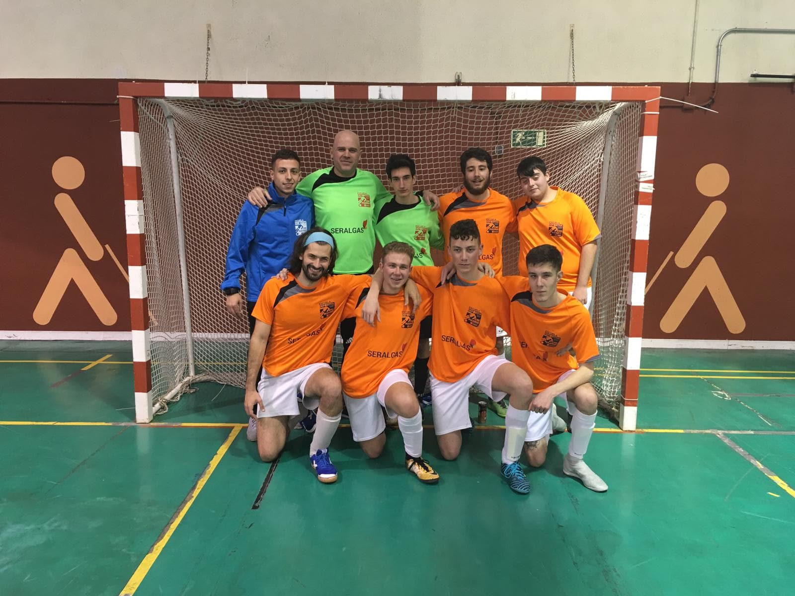 equipo patrocinado por calderas seralgas